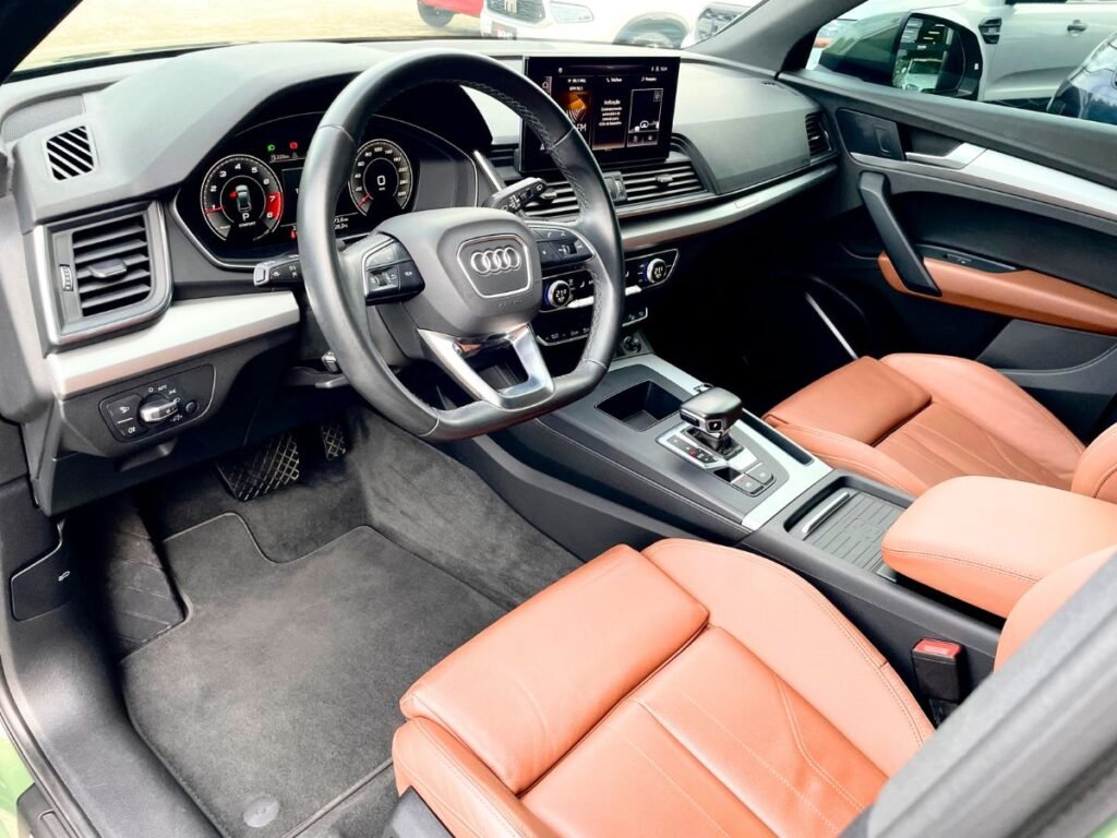 Audi Q5 Sportback S Line TFSi 2021 a venda em salvador lateral interior do veiculo