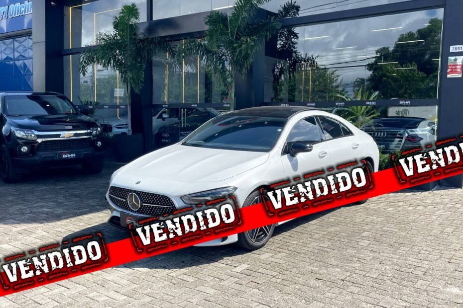 Mercedes-Benz CLA 200 Híbrida 1.3 Turbo Gasolina 2023-2024 em salvador vendido