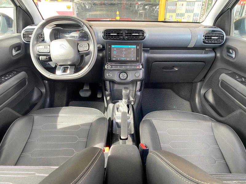 parte interior do CITROËN C4 CACTUS 1.6 THP FLEX SHINE PACK EAT6 em salvador