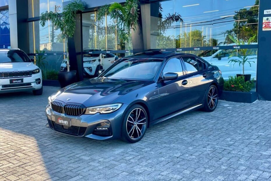 BMW 320i M Sport 2.0 Turbo a venda em salvador