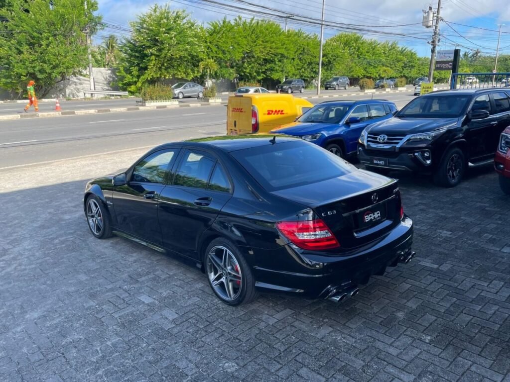 Mercedes Benz C63 AMG V8 à venda em Salvador Ano 2011 bahia motors