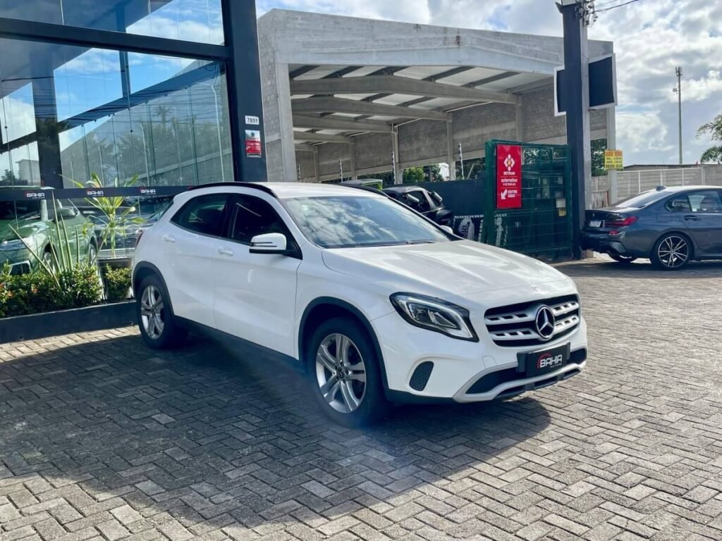 Mercedes Benz GLA 200 Style a venda em salvador bahia motors seminovo