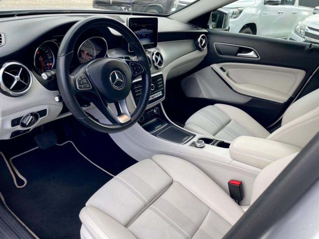 banco motorista Mercedes GLA 200 Advance 2019  salvador bahia motors