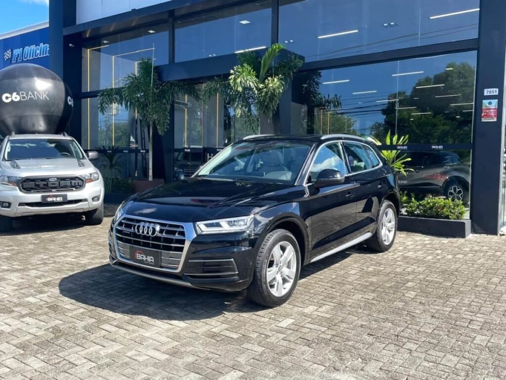 exterior Audi Q5 Prestige Plus 2.0 a venda em salvador bahia motors