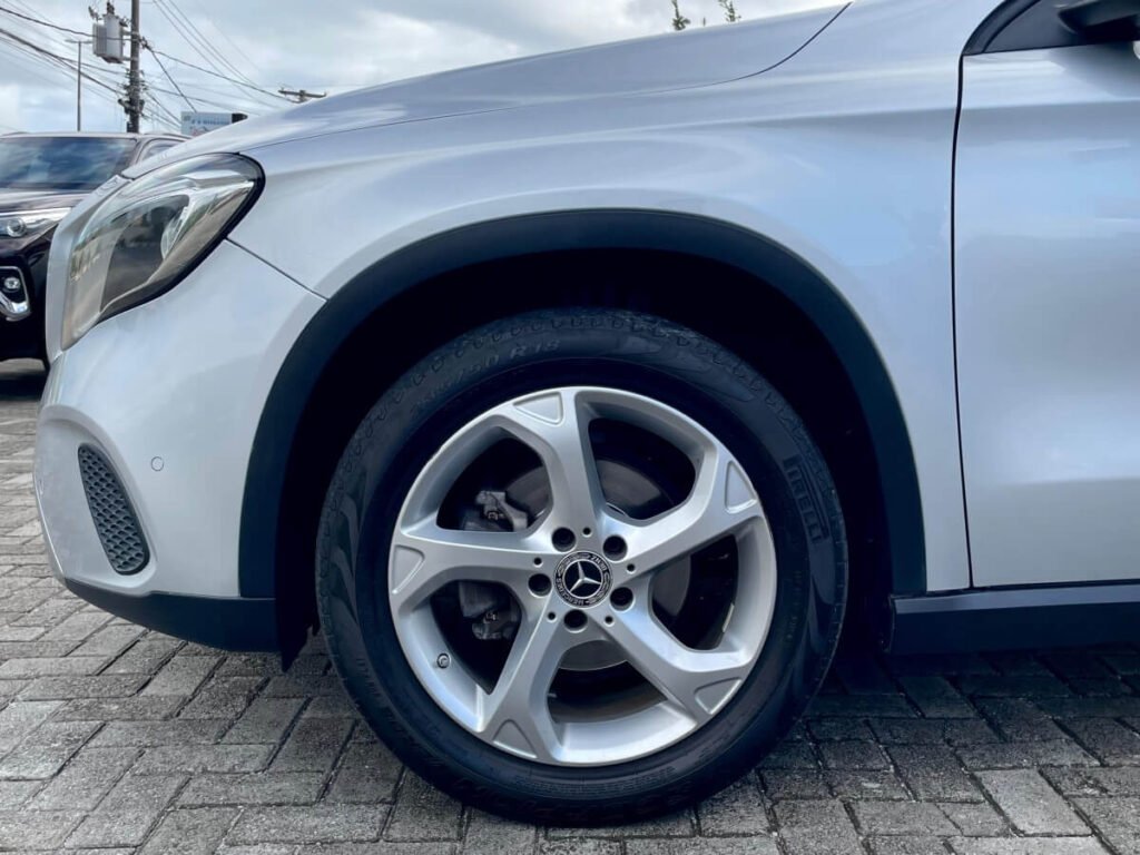 rodas do Mercedes Benz GLA 200 Advance 2019 a venda em salvador bahia motors