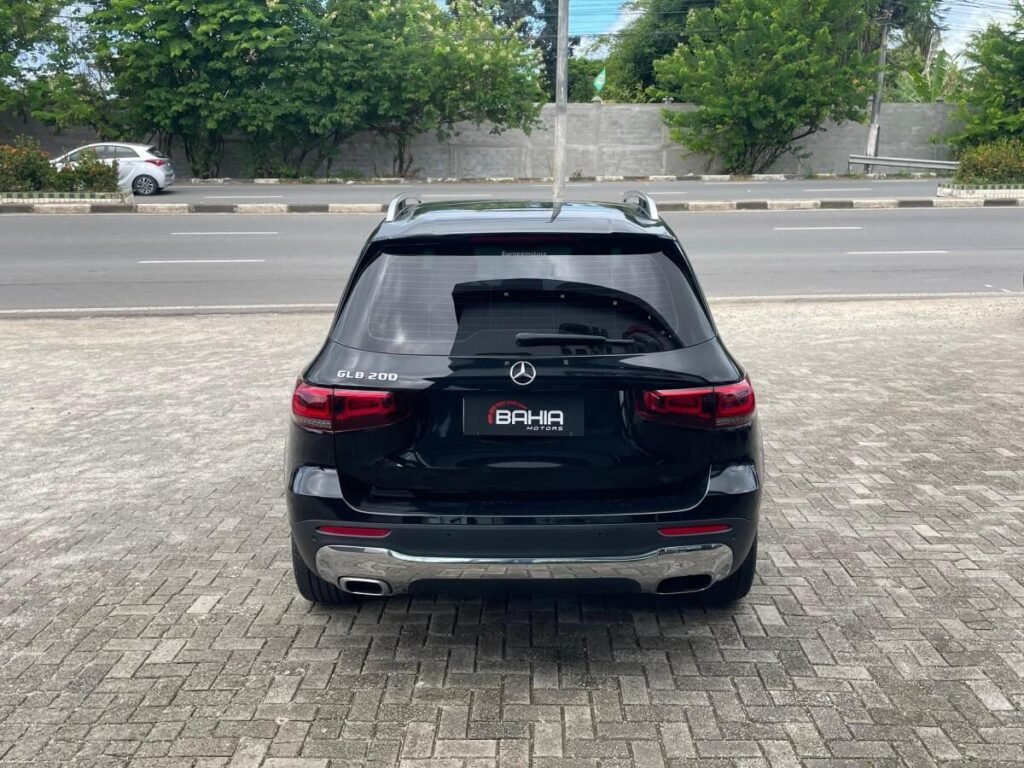 veiculo seminovo Mercedes-Benz  GLB 200 na bahia motors em salvador