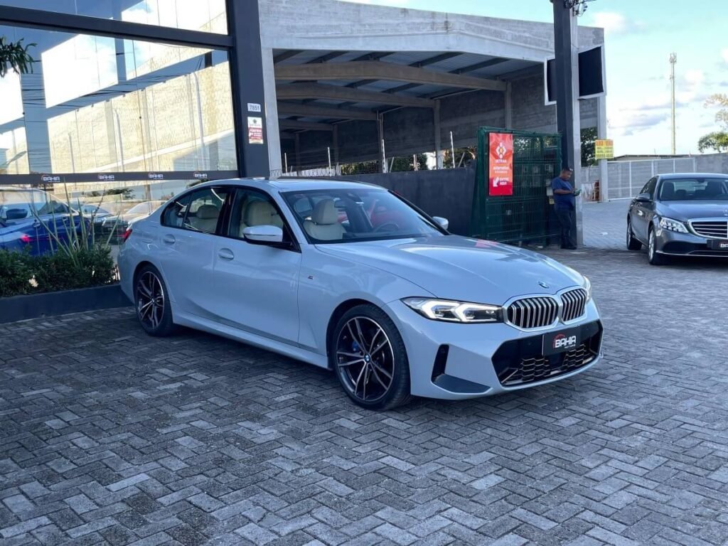 BMW 320i M Sport 2.0 Turbo 2023 a venda em salvador na bahia motors