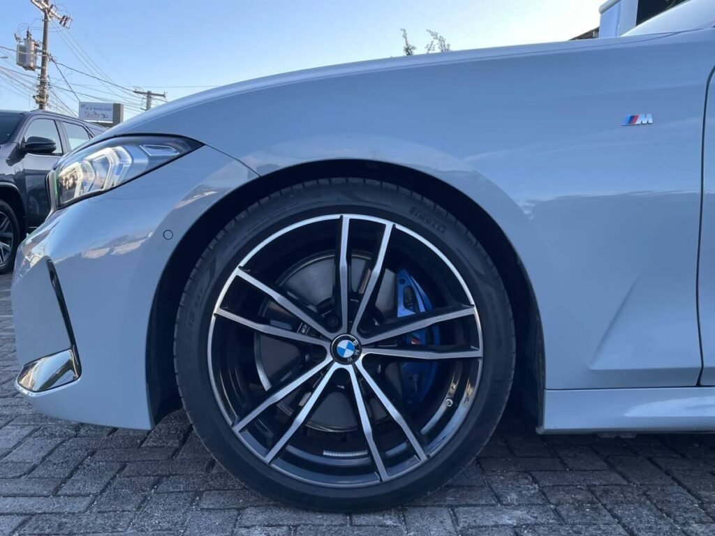 BMW 320i M 2023 a venda em salvador na bahia motors