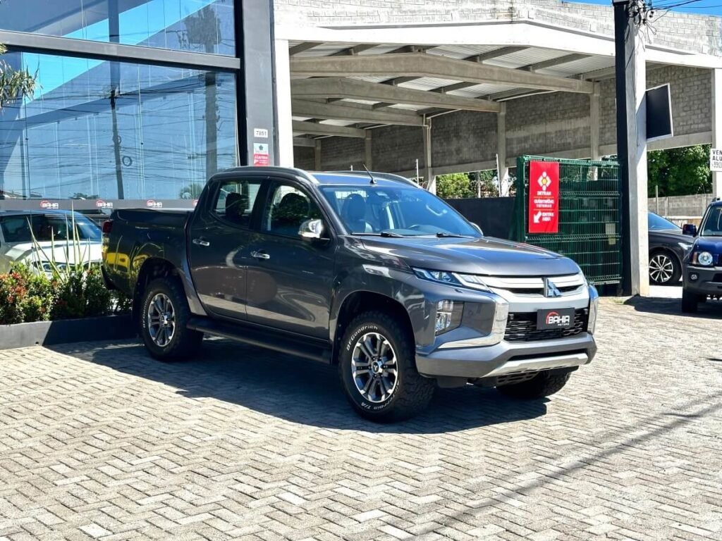 L200 Triton 2021 à venda