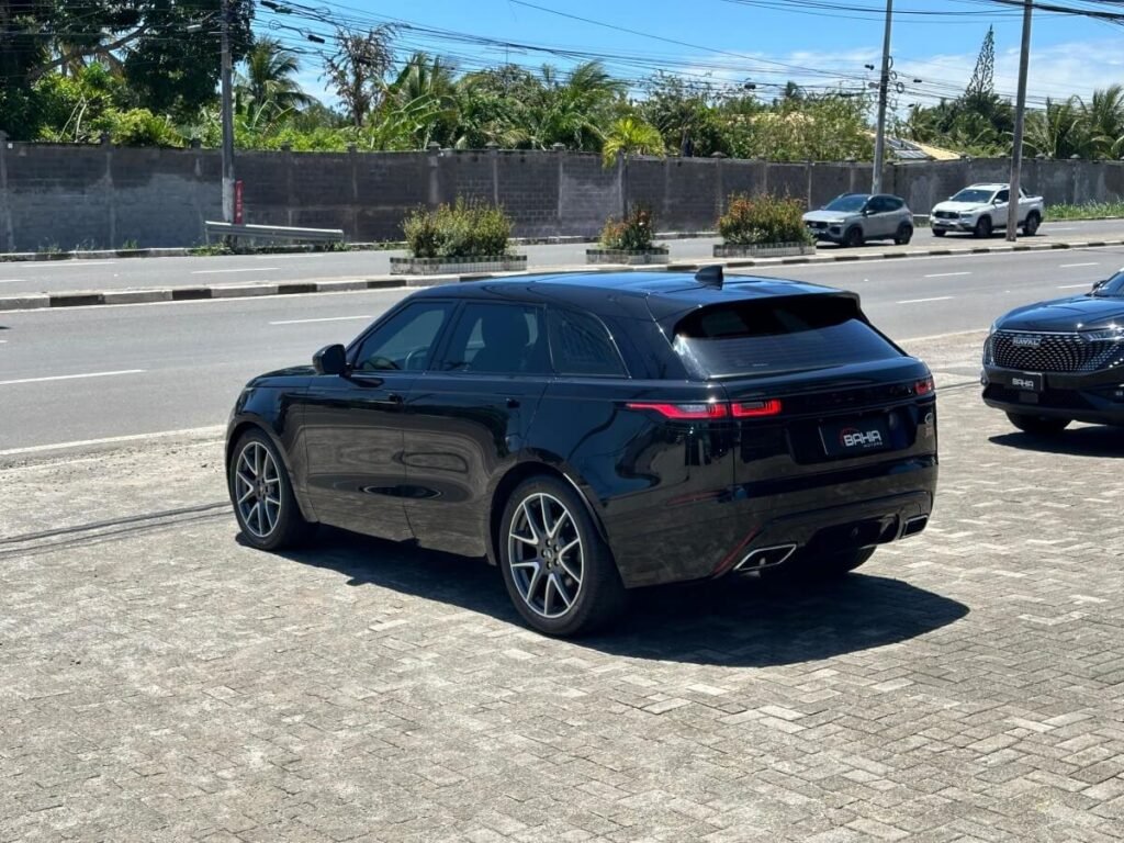 Land Rover Velar R-Dynamic 2021