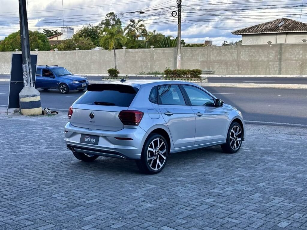 Polo GTS 2023 vantagens e desvantagens