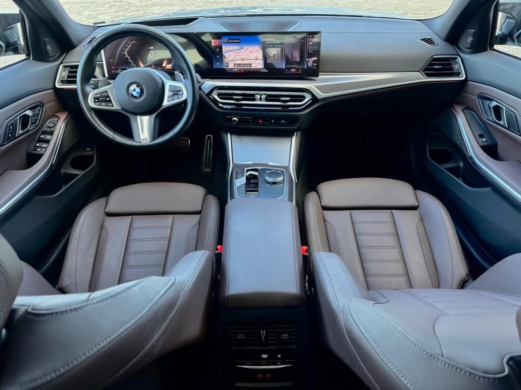 painel-bmw-live-cockpit-professional-320i